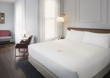 Axiom Hotel hotel thumbnail 6