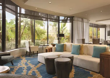 Hilton Miami Airport Blue Lagoon hotel thumbnail 3