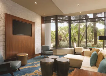 Hilton Miami Airport Blue Lagoon hotel thumbnail 4