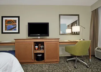 Hampton Inn Austin/Airport Area South hotel thumbnail 6