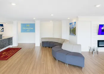 Horizon Inn & Suites hotel thumbnail 5
