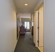 Hampton Inn Portsmouth Central hotel detail image 7