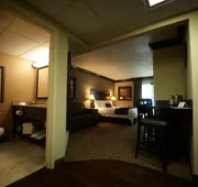 Fourwinds Lakeside Inn & Marina hotel detail image 3