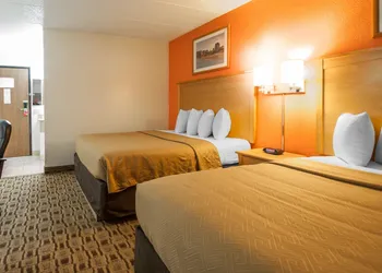 Econo Lodge Kansas City Downtown North hotel thumbnail 8