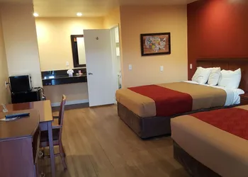 Rodeway Inn Carson - Los Angeles South hotel thumbnail 2
