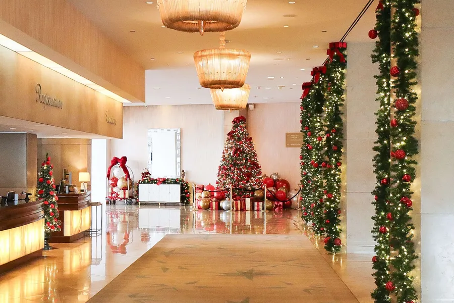The Beverly Hilton hotel detail image 6
