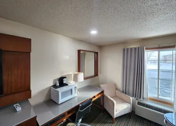 Windsor Place Inn hotel thumbnail 7