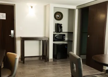Holiday Inn Alexandria - Downtown by IHG hotel thumbnail 4