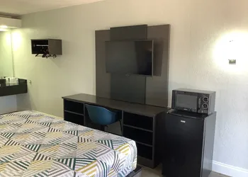 Motel 6 Memphis, TN - East hotel thumbnail 5
