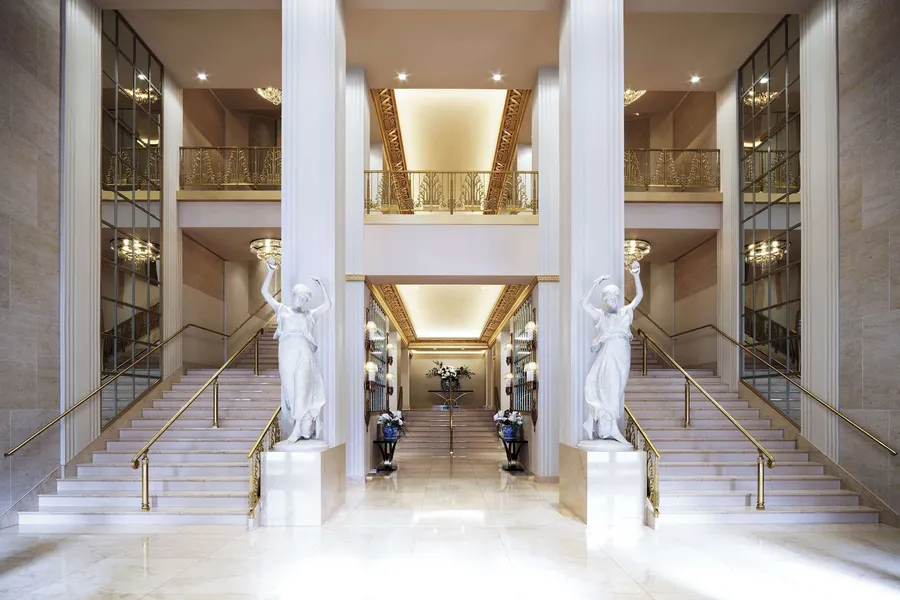 Waldorf Astoria New York hotel detail image 2