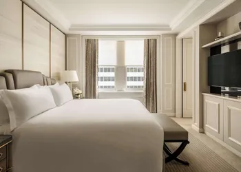 Waldorf Astoria New York hotel thumbnail 8