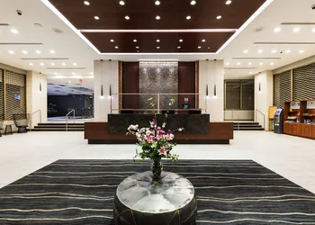 APA Hotel Woodbridge hotel thumbnail 2