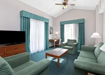 La Quinta Inn by Wyndham El Paso East Lomaland hotel thumbnail 5