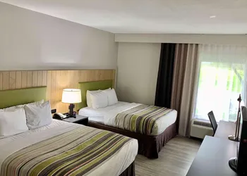 Country Inn & Suites by Radisson, Sandusky South, OH hotel thumbnail 7