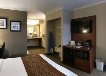Comfort Inn Santa Monica - West Los Angeles hotel thumbnail 7