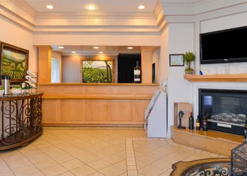 Napa Valley Hotel & Suites hotel thumbnail 2