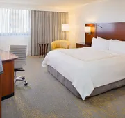 Los Angeles Marriott Burbank Airport hotel detail image 5