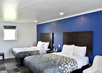 Rodeway Inn Swainsboro hotel thumbnail 6