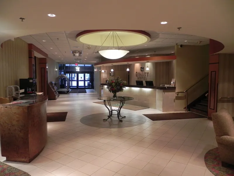 Quality Hotel & Suites At The Falls hotel detail image 2