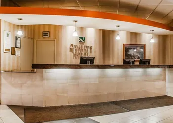 Quality Hotel & Suites At The Falls hotel thumbnail 4