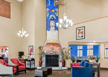 Comfort Inn Santa Fe South hotel thumbnail 4