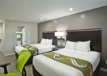 Bay Area Inn & Suites hotel thumbnail 5