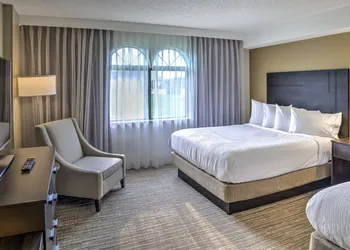 Embassy Suites by Hilton Indianapolis North hotel thumbnail 7