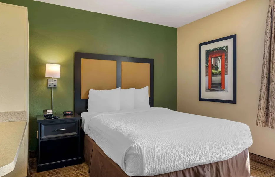 Extended Stay America Suites Chicago Gurnee hotel detail image 6