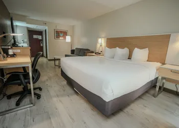 Wyndham Garden Duluth hotel thumbnail 6