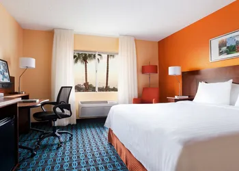 Country Inn & Suites by Radisson, Phoenix Airport, AZ hotel thumbnail 3