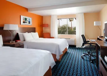 Country Inn & Suites by Radisson, Phoenix Airport, AZ hotel thumbnail 6