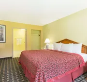 Days Inn by Wyndham Savannah Airport hotel detail image 7