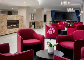 Hilton Orrington / Evanston hotel thumbnail 4