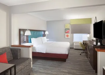 Hampton Inn Youngstown/Boardman hotel thumbnail 6