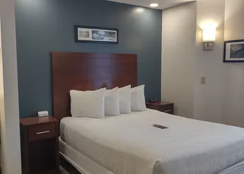 Baymont by Wyndham Flat Rock hotel thumbnail 5
