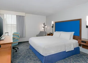 Hampton Inn Buffalo-Airport / Galleria Mall hotel thumbnail 5