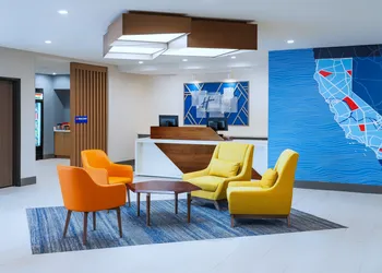Holiday Inn Express La Mesa Near SDSU by IHG hotel thumbnail 4