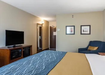Comfort Inn Edwardsville - St. Louis hotel thumbnail 8