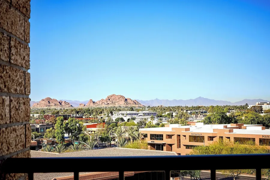 Scottsdale Marriott Old Town hotel detail image 6