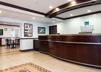 Quality Inn & Suites Quakertown - Allentown hotel thumbnail 5