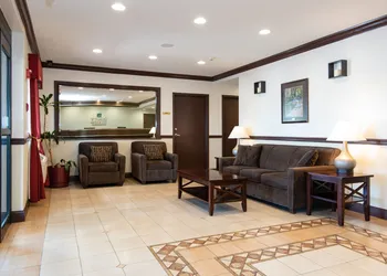 Quality Inn & Suites Quakertown - Allentown hotel thumbnail 6