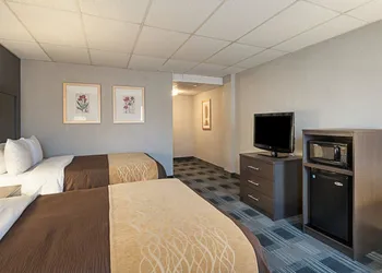 Comfort Inn Ballston hotel thumbnail 6