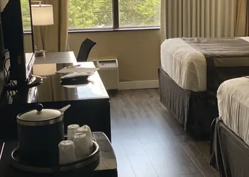 Wingate by Wyndham Springfield hotel thumbnail 6