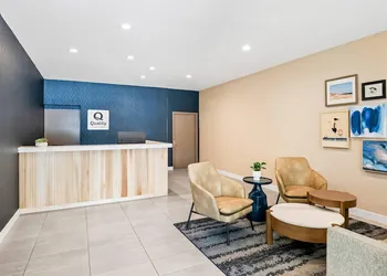 Quality Inn & Suites Hermosa Beach hotel thumbnail 3