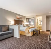 Quality Inn & Suites Hermosa Beach hotel detail image 7