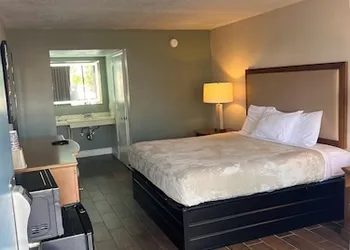 Rodeway Inn Davenport-Champions Gate hotel thumbnail 7