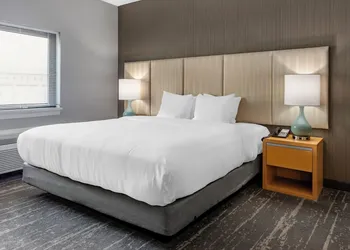 Somerset Lofts hotel thumbnail 2