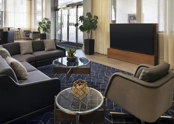 Courtyard by Marriott Long Beach Downtown hotel thumbnail 2