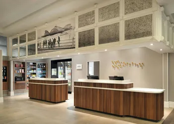 Courtyard by Marriott Long Beach Downtown hotel thumbnail 6