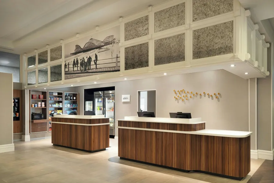 Courtyard by Marriott Long Beach Downtown hotel detail image 6